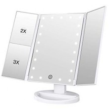 Настольное косметическое зеркало для макияжа складное с подсветкой LED Magik тройное